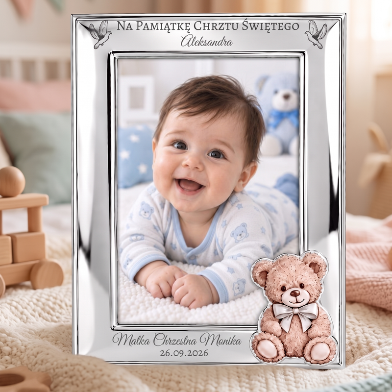 Personalizowana posrebrzana ramka na Chrzest Święty 9 × 13 cm Valenti – pamiątka z imieniem, datą i misiem